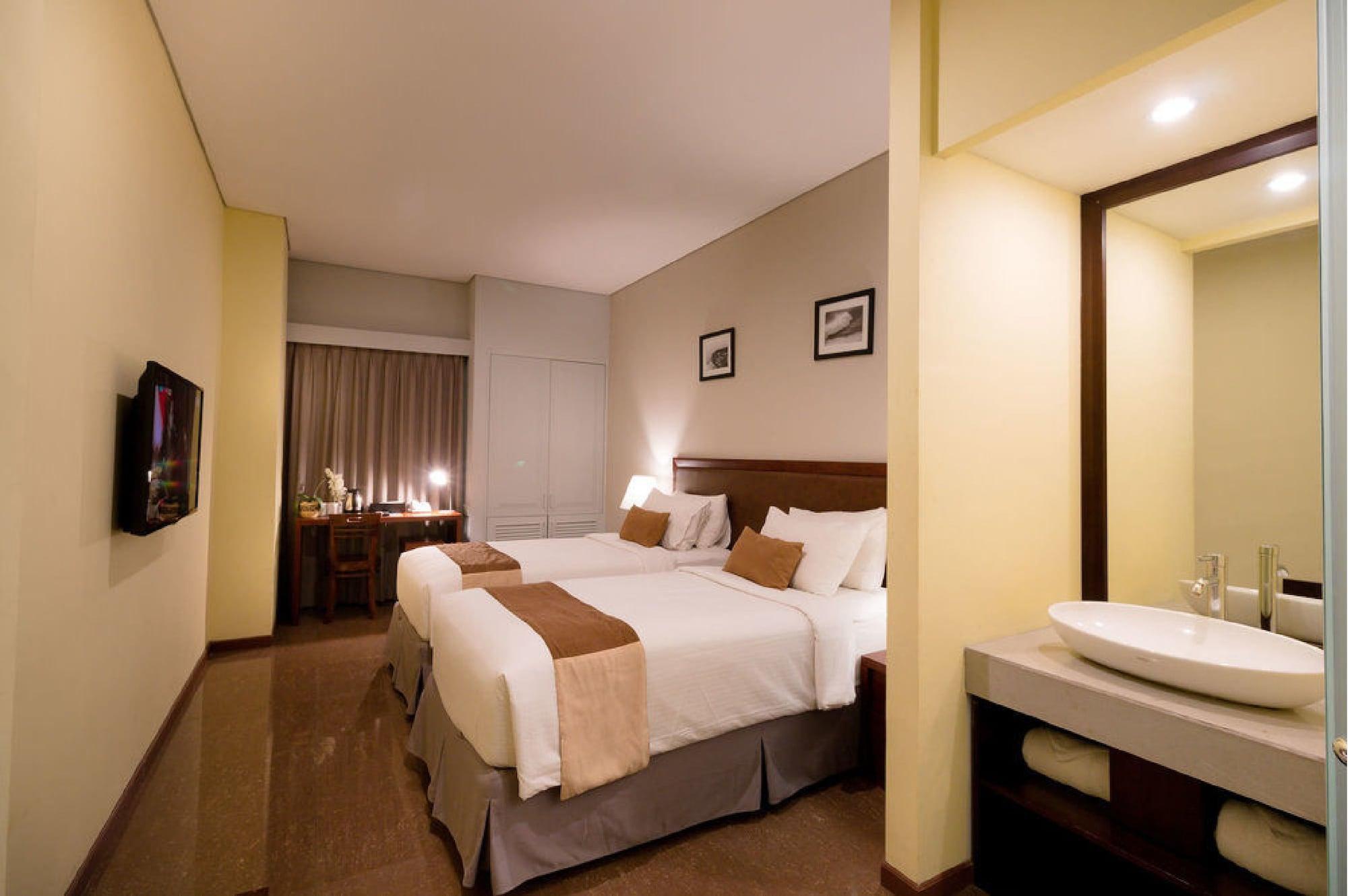 Kutabex Beachfront Hotel Kuta  Ngoại thất bức ảnh