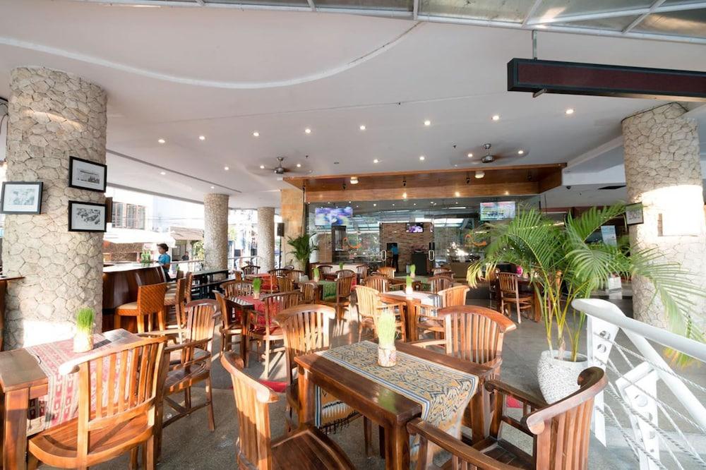 Kutabex Beachfront Hotel Kuta  Ngoại thất bức ảnh