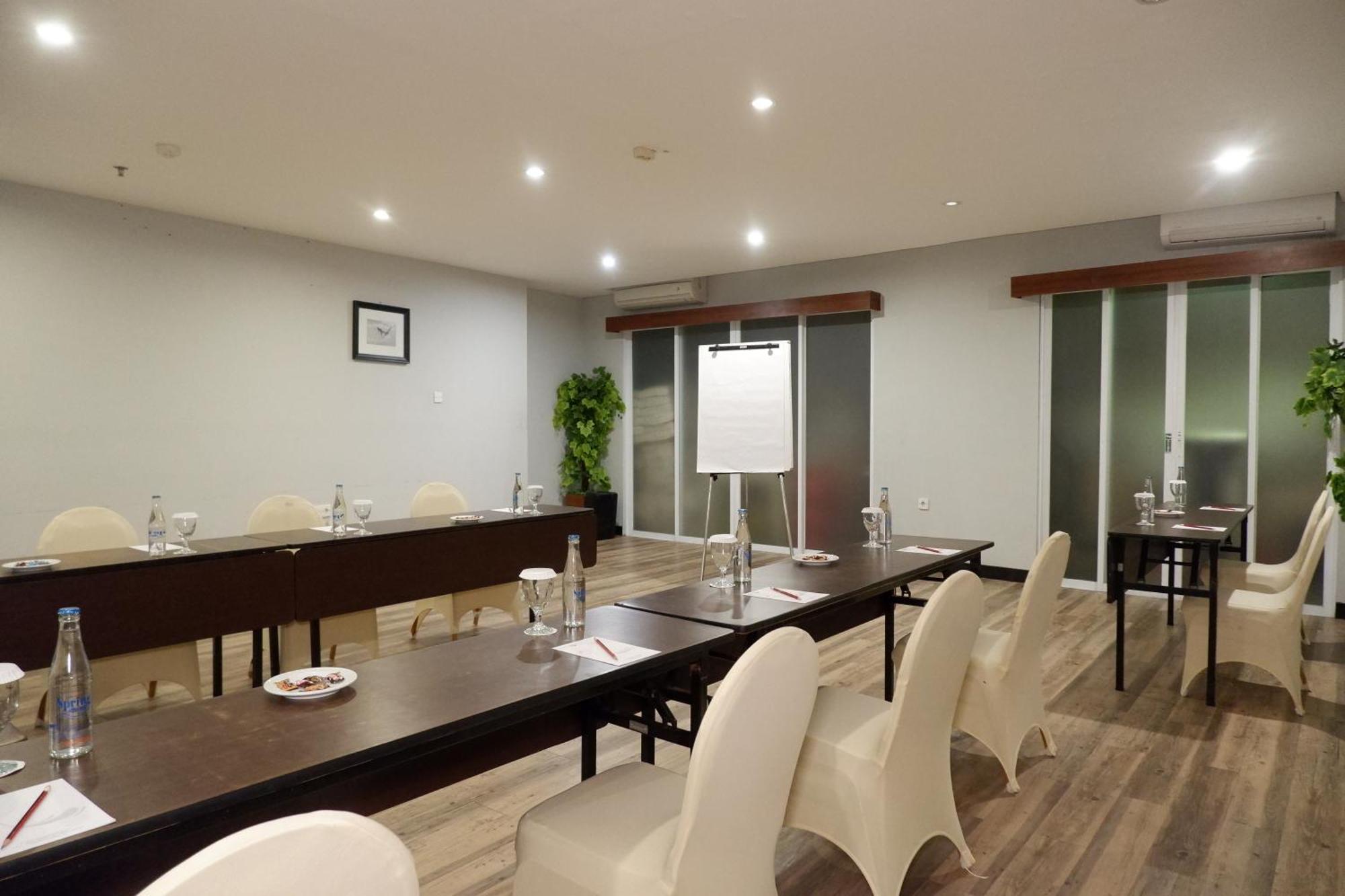 Kutabex Beachfront Hotel Kuta  Ngoại thất bức ảnh
