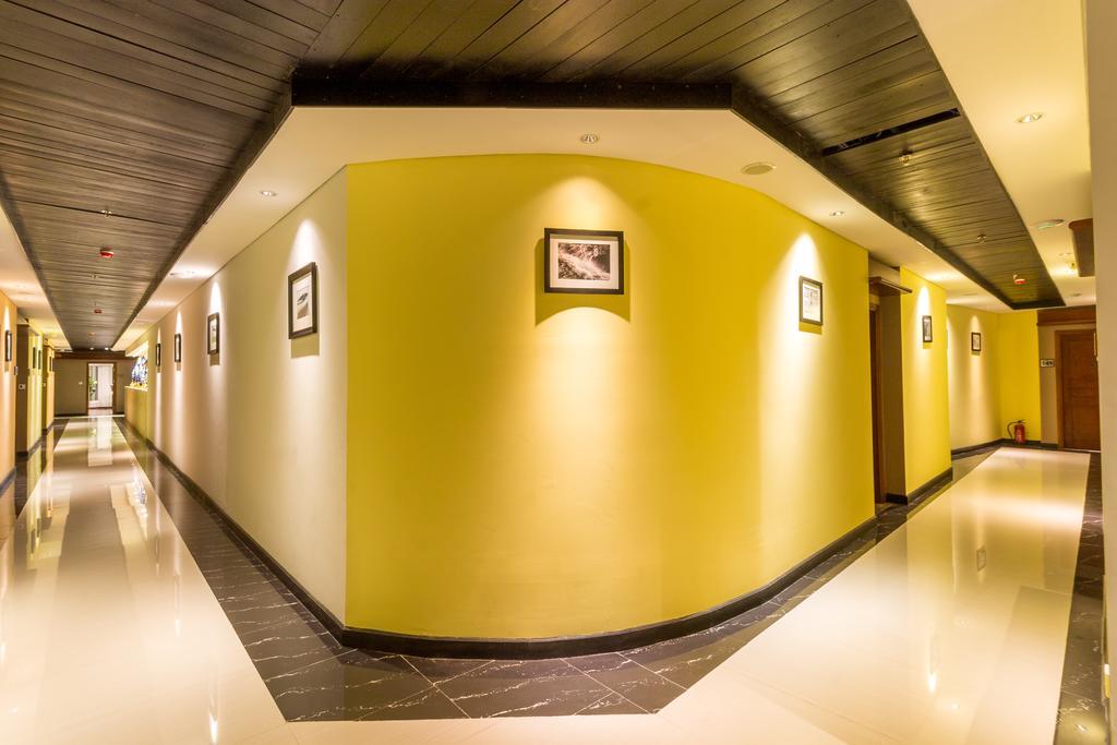 Kutabex Beachfront Hotel Kuta  Ngoại thất bức ảnh